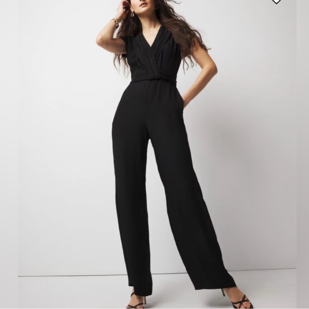 WHBM NWT Black SS Crepe Pleated Crossover Wide Leg Jumpsuit 2P